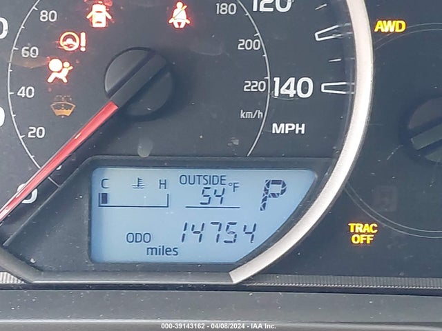 Toyota RAV4 LE 2015 JTMBFREV0FJ021868 Image 15