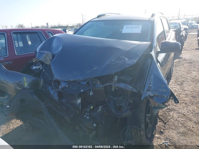 Toyota RAV4 LE 2015 JTMBFREV0FJ021868 Image 6