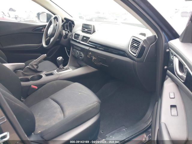 JM1BM1U78E1180064 Mazda Mazda3 I Sport