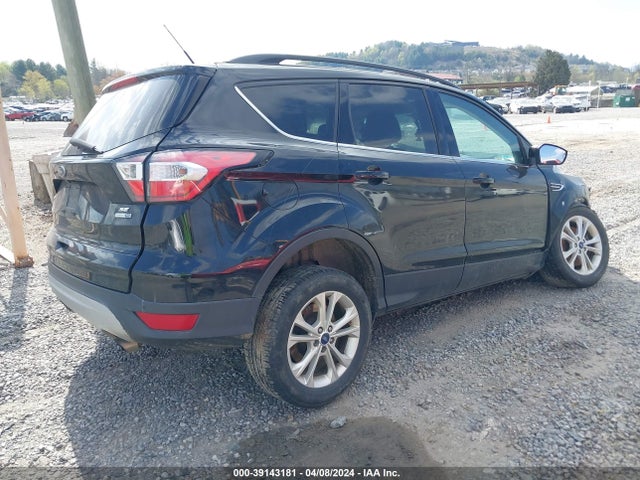 Ford ESCAPE SE 2017 1FMCU9GDXHUC16209 Image 4