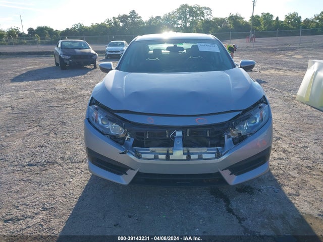 Honda Civic Lx 2018 19XFC2F55JE031401 Image 12