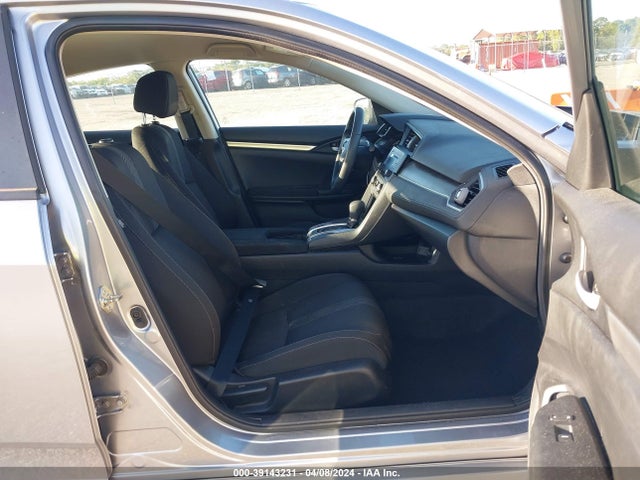 Honda Civic Lx 2018 19XFC2F55JE031401 Image 5