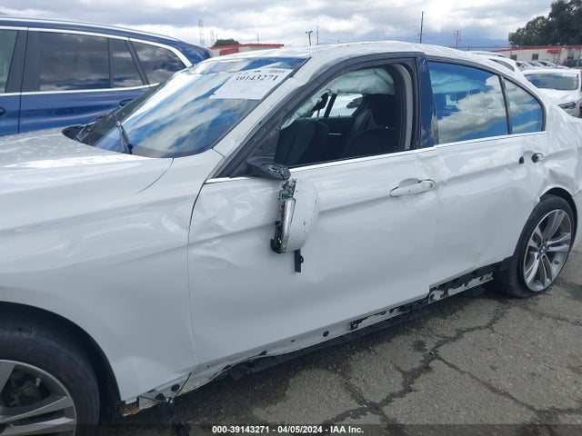 BMW 330I 2018 WBA8B9G5XJNV11381 Image 6
