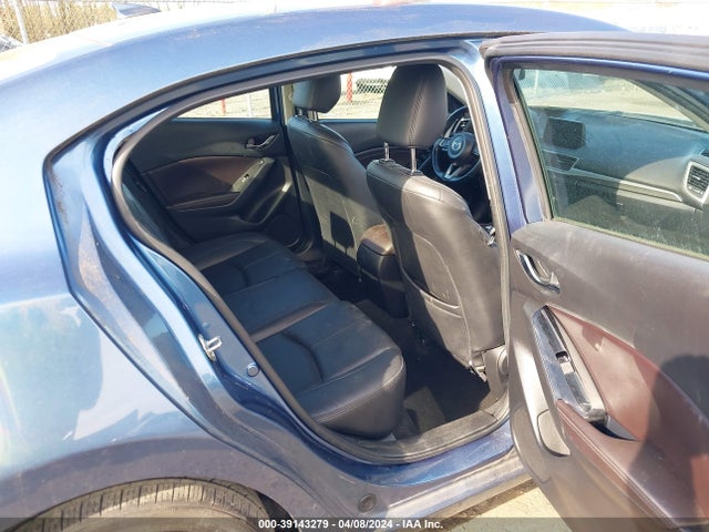 Mazda Mazda3 Touring 2018 3MZBN1V35JM231796 Image 8