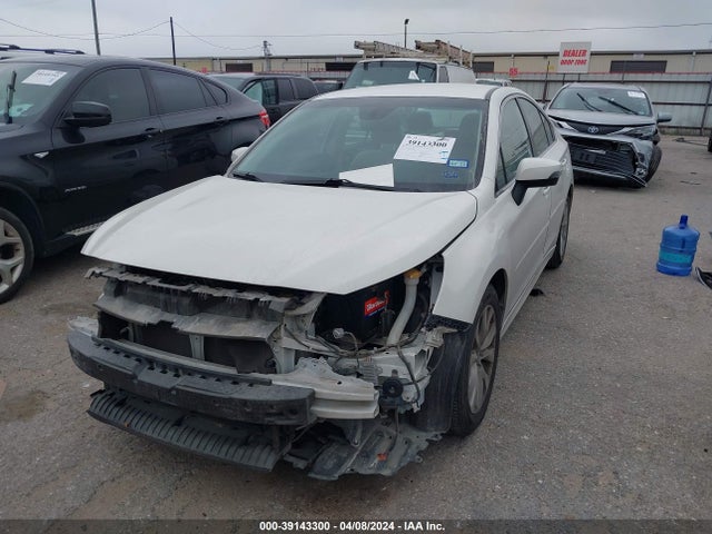 Subaru Legacy 2.5i Premium 2017 4S3BNAF66H3032487 Image 2