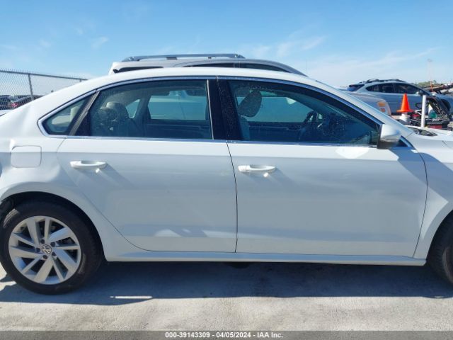 1VWBA7A38JC003863 Volkswagen Passat 2.0t Se