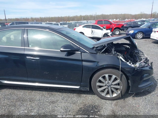 Hyundai Sonata Limited 2016 5NPE34AF8GH324981 Image 14