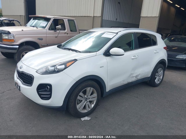 KIA Sportage Lx 2018 KNDPMCAC4J7433049 Image 2