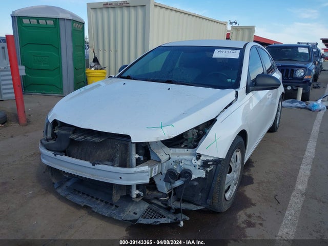 Chevrolet Cruze Ls Manual 2014 1G1PB5SH3E7172233 Image 2