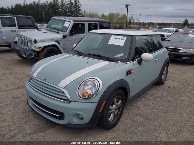2011 MINI COOPER WMWSU3C52BT253258 Photo 1