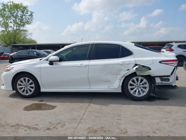 Toyota CAMRY LE 2020 4T1C11AK4LU954047 Image 15