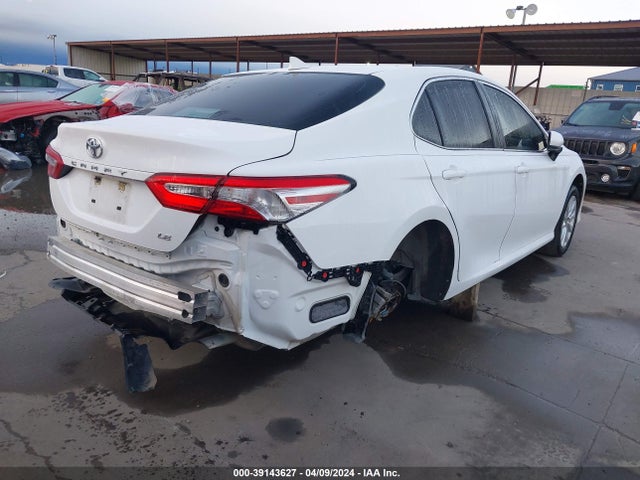 Toyota CAMRY LE 2020 4T1C11AK4LU954047 Image 4