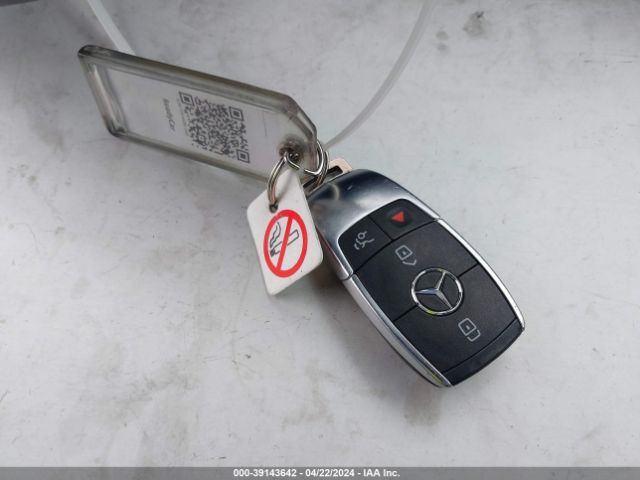 W1N4M4GB5MW110011 Mercedes-Benz GLB 250