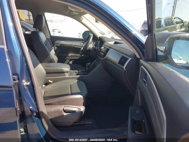 1V2KR2CA8JC575704 Volkswagen Atlas 3.6l V6 Se