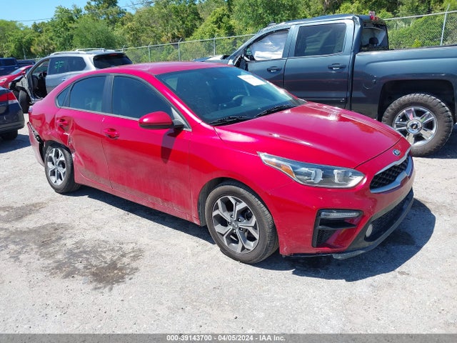2019 3KPF24AD1KE121076 main image