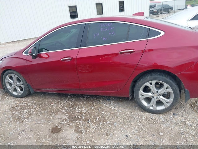 Chevrolet Cruze Premier Auto 2018 1G1BF5SM7J7162228 Image 14