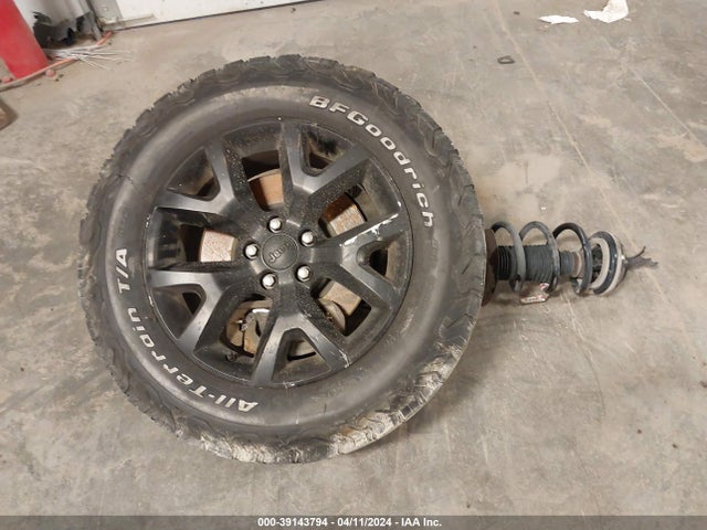 Jeep Cherokee Trailhawk 2015 1C4PJMBS5FW653236 Image 12
