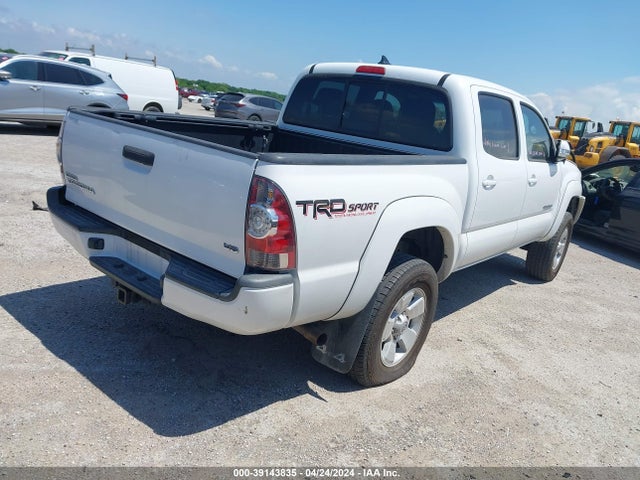 Toyota Tacoma Base V6/trd Pro 2015 3TMLU4EN7FM190690 Image 4