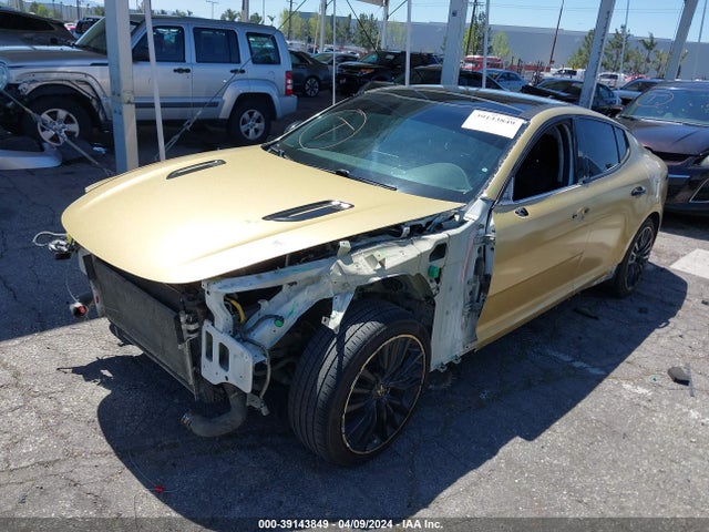 KIA Stinger Premium 2018 KNAE25LA9J6034094 Image 2
