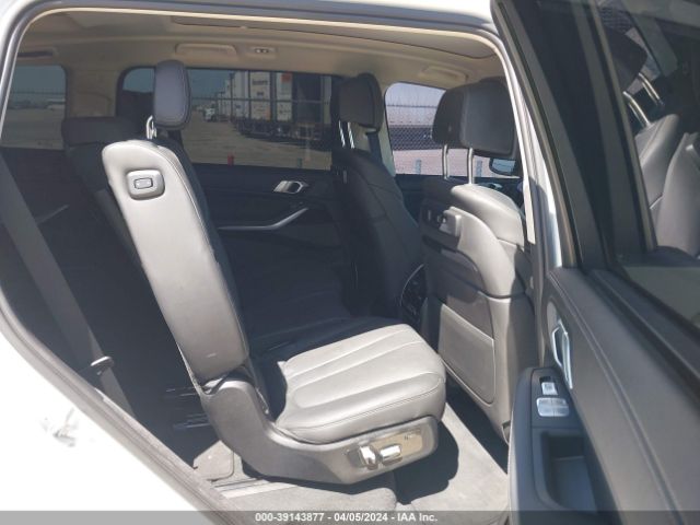 5UXCW2C52KL082134 BMW X7 Xdrive40i