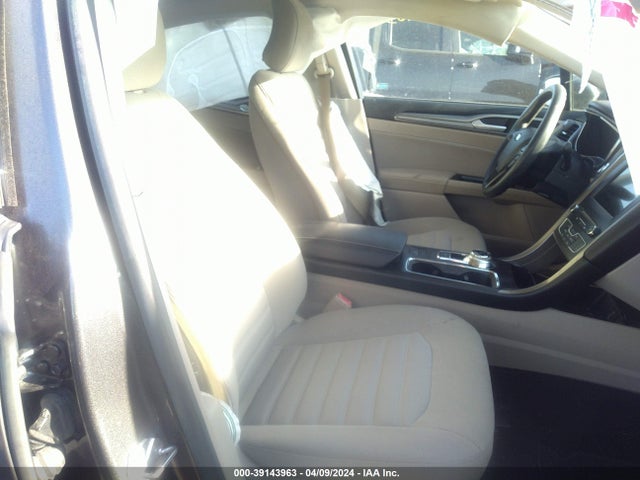 Ford FUSION SE 2017 3FA6P0H72HR103428 Image 5