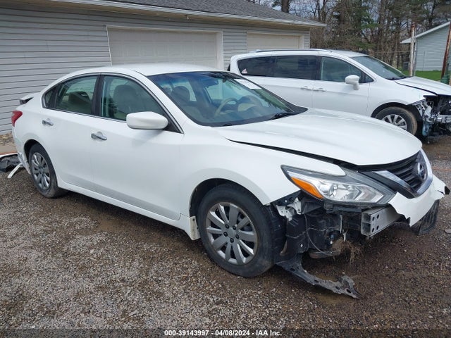 Nissan Altima 2.5 S 2016 1N4AL3AP6GN345030 Image 1