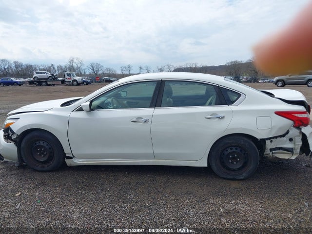 Nissan Altima 2.5 S 2016 1N4AL3AP6GN345030 Image 15