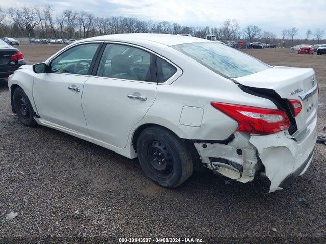 Nissan Altima 2.5 S 2016 1N4AL3AP6GN345030 Image 3