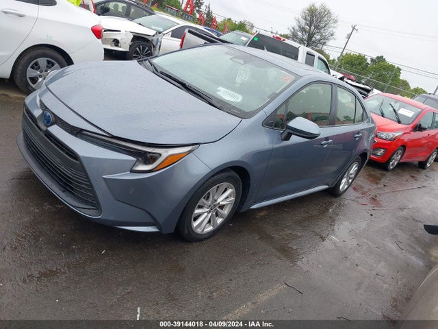 Toyota Corolla Hybrid Le 2023 JTDBCMFE4P3002370 Image 2