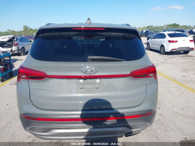 5NMS14AJ6PH561074 Hyundai Santa Fe Se