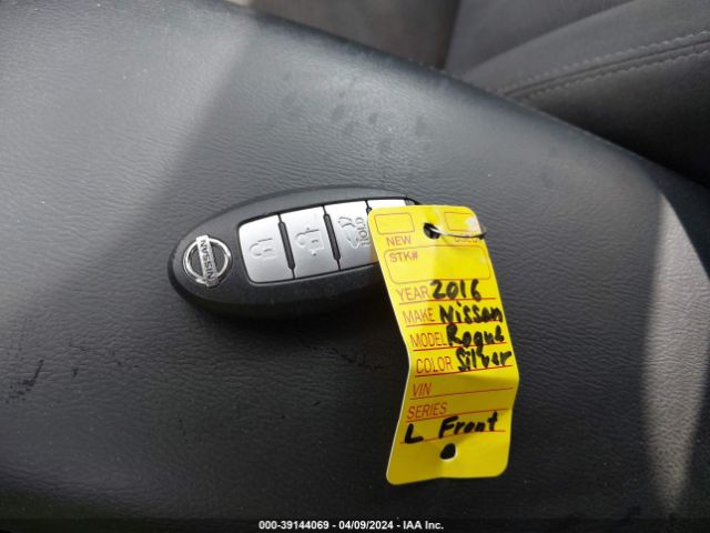 KNMAT2MT9GP676248 Nissan ROGUE SV