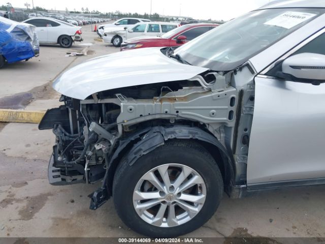KNMAT2MT9GP676248 Nissan ROGUE SV