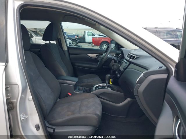 KNMAT2MT9GP676248 Nissan ROGUE SV
