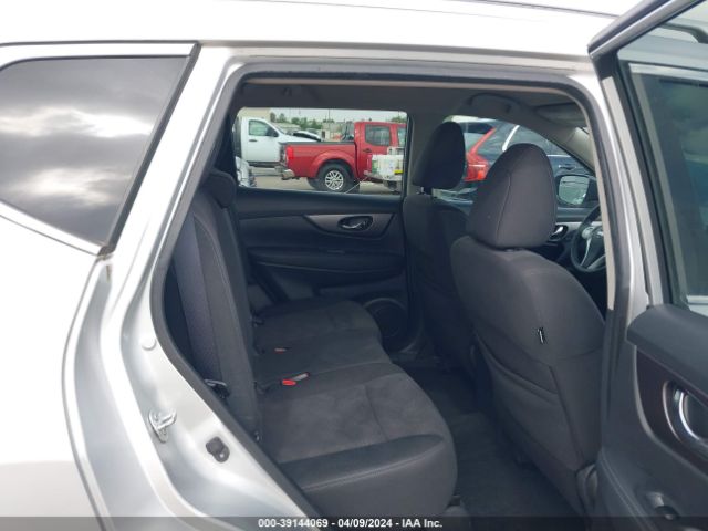 KNMAT2MT9GP676248 Nissan ROGUE SV