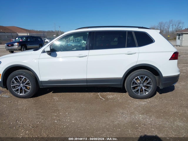 3VV2B7AX5LM071267 Volkswagen Tiguan 2.0t Se/2.0t Se R-line Black/2.0t Sel
