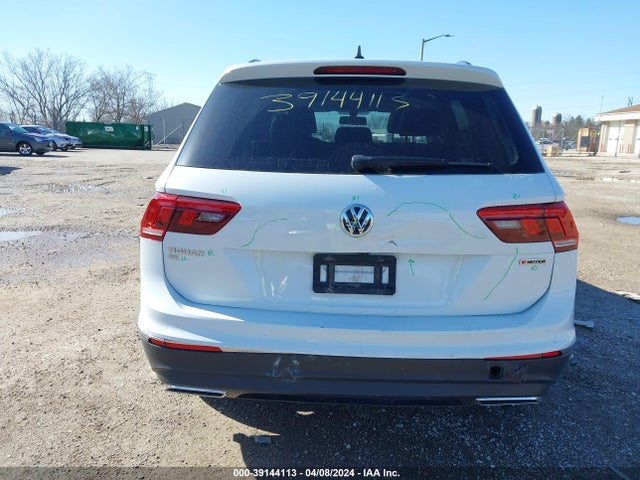 3VV2B7AX5LM071267 Volkswagen Tiguan 2.0t Se/2.0t Se R-line Black/2.0t Sel