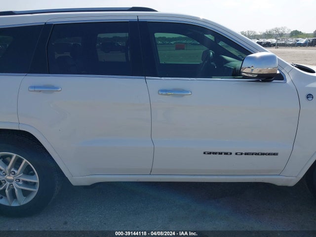 1C4RJFCG3JC104255 Jeep Grand Cherokee Overland 4x4