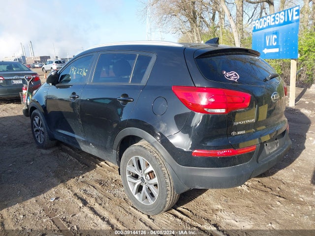 KIA Sportage Lx 2015 KNDPBCACXF7720733 Image 3