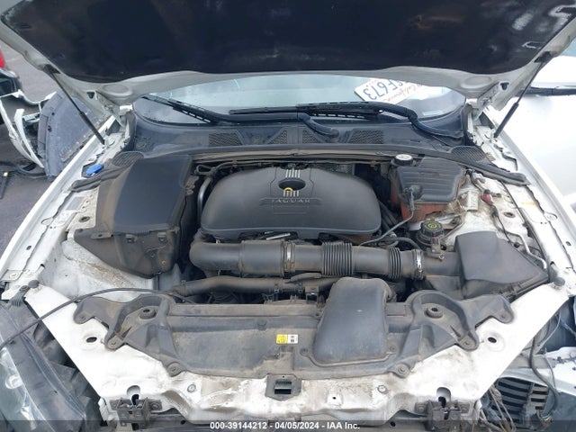 2013 JAGUAR XF SAJWA0ES0DPU00589 Photo 9