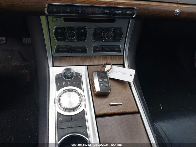 2013 JAGUAR XF SAJWA0ES0DPU00589 Photo 10