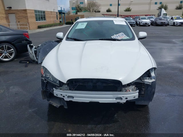 2013 JAGUAR XF SAJWA0ES0DPU00589 Photo 5