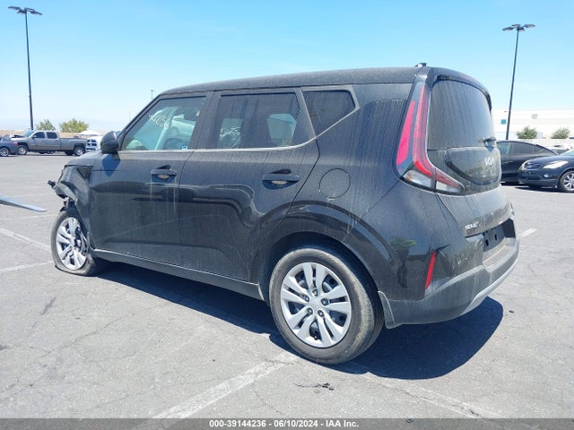 KIA SOUL LX 2023 KNDJ23AU1P7848407 Image 3