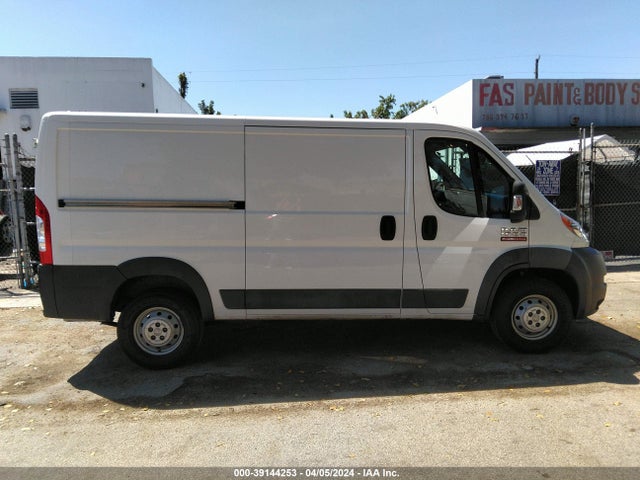 3C6TRVAG9HE526469 RAM Promaster 1500 Low Roof 136 Wb