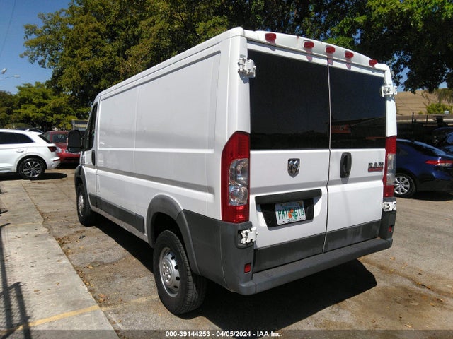 3C6TRVAG9HE526469 RAM Promaster 1500 Low Roof 136 Wb