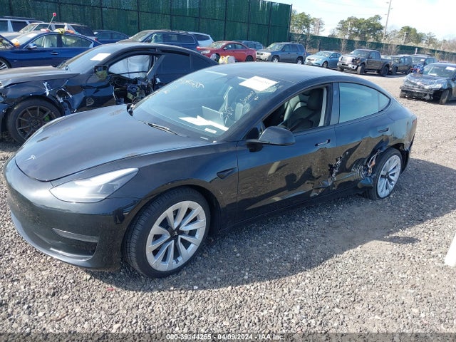 Tesla Model 3 Rear-wheel Drive 2023 5YJ3E1EA7PF438533 Image 2
