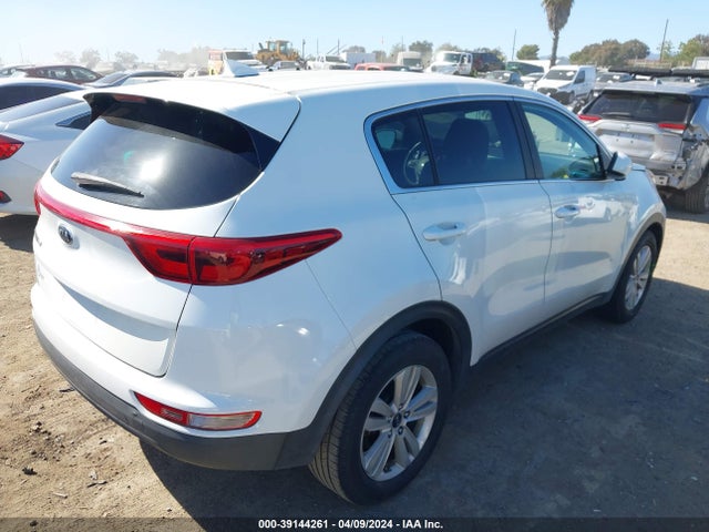 KIA Sportage Lx 2018 KNDPM3AC4J7332996 Image 4