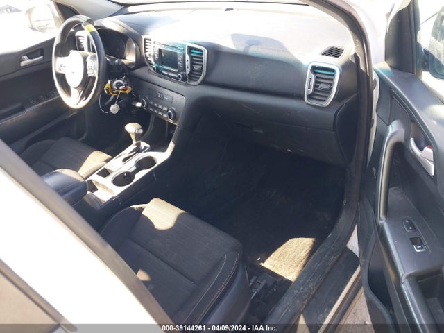 KIA Sportage Lx 2018 KNDPM3AC4J7332996 Image 5