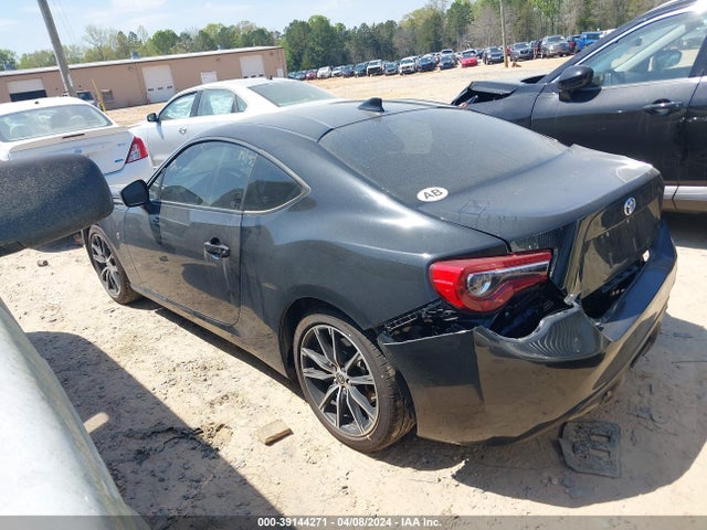 Toyota 86 2018 JF1ZNAA19J8700923 Image 3
