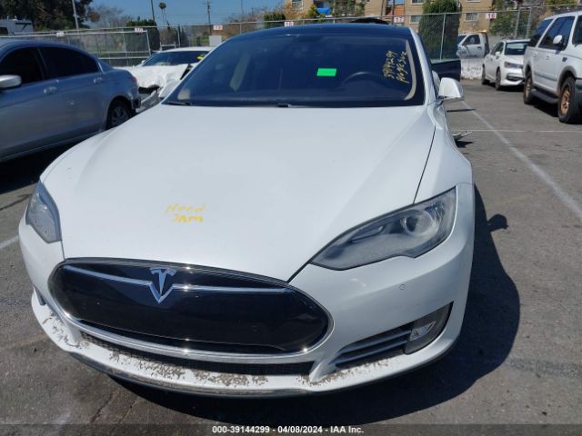 5YJSA1H16EFP43845 Tesla Model S P85