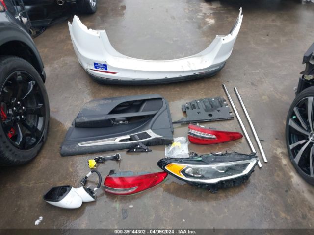 3FA6P0MU5KR253388 Ford Fusion Hybrid Sel